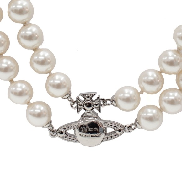 VIVIENNE WESTWOOD
Graziella Choker Necklace - Picture 9 of 16